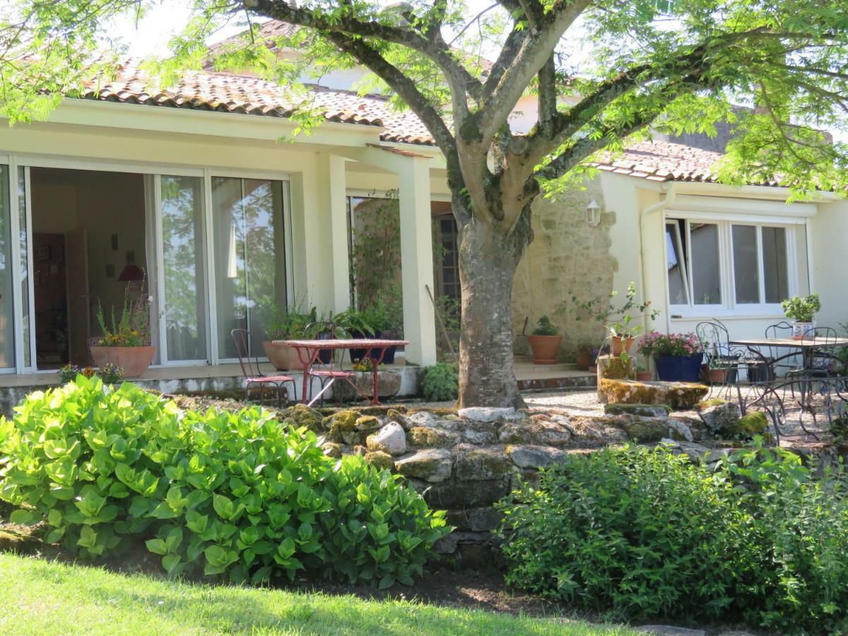 Bed and Breakfast Les 4 Elements St Emilion Branne  Zewnętrze zdjęcie
