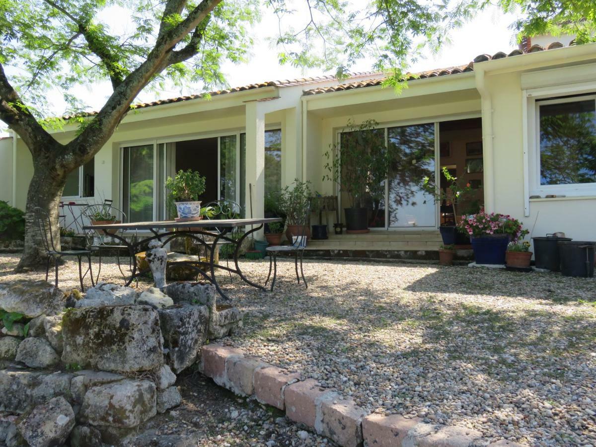 Bed and Breakfast Les 4 Elements St Emilion Branne  Zewnętrze zdjęcie