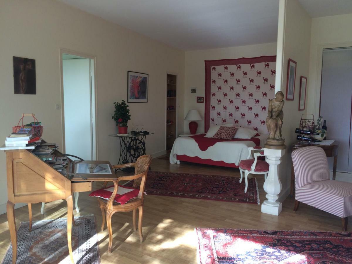 Bed and Breakfast Les 4 Elements St Emilion Branne  Zewnętrze zdjęcie