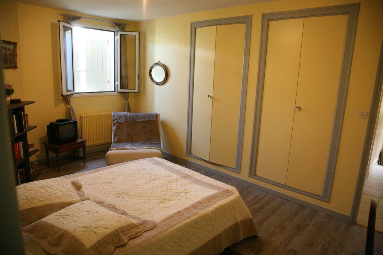 Bed and Breakfast Les 4 Elements St Emilion Branne  Zewnętrze zdjęcie